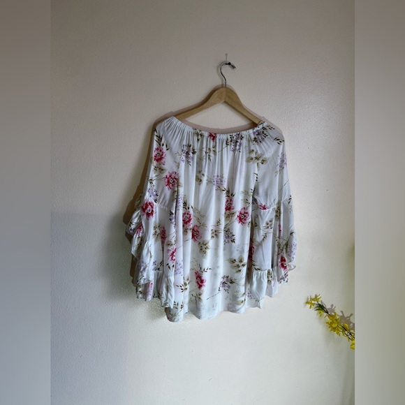 Fever Women's Top Size‎ M Multicolored Floral Round Neck Ruffle slevees - Picture 8 of 15